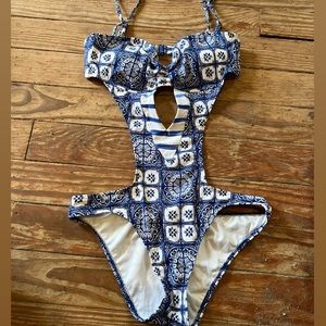 Roxy One Piece Bathing Suit